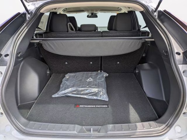 2026 White Diamond Mitsubishi Eclipse Cross ES 4X4 SUV
