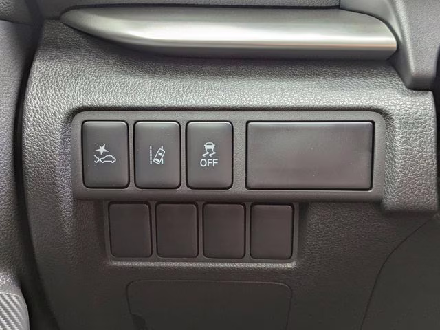 2026 White Diamond Mitsubishi Eclipse Cross ES 4X4 SUV