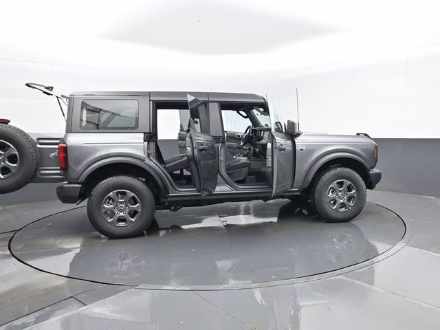 2026 Gray Metallic Ford Bronco Big Bend 4X4 SUV