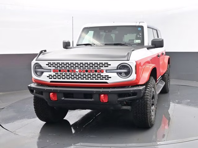 2026 Oxford White Ford Bronco Stroppe Edition 4X4 SUV
