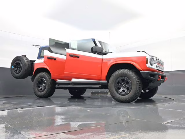 2026 Oxford White Ford Bronco Stroppe Edition 4X4 SUV