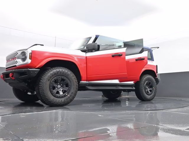 2026 Oxford White Ford Bronco Stroppe Edition 4X4 SUV
