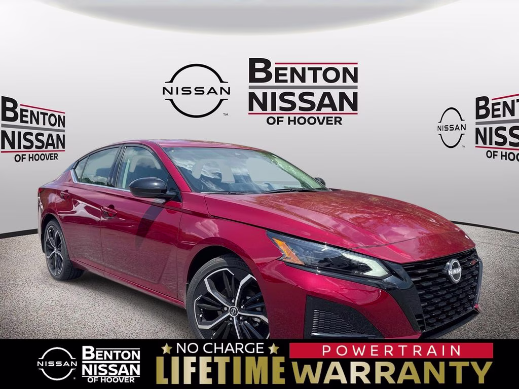 2026 Scarlet Ember Tintcoat Nissan Altima 2.5 SR FWD Sedan