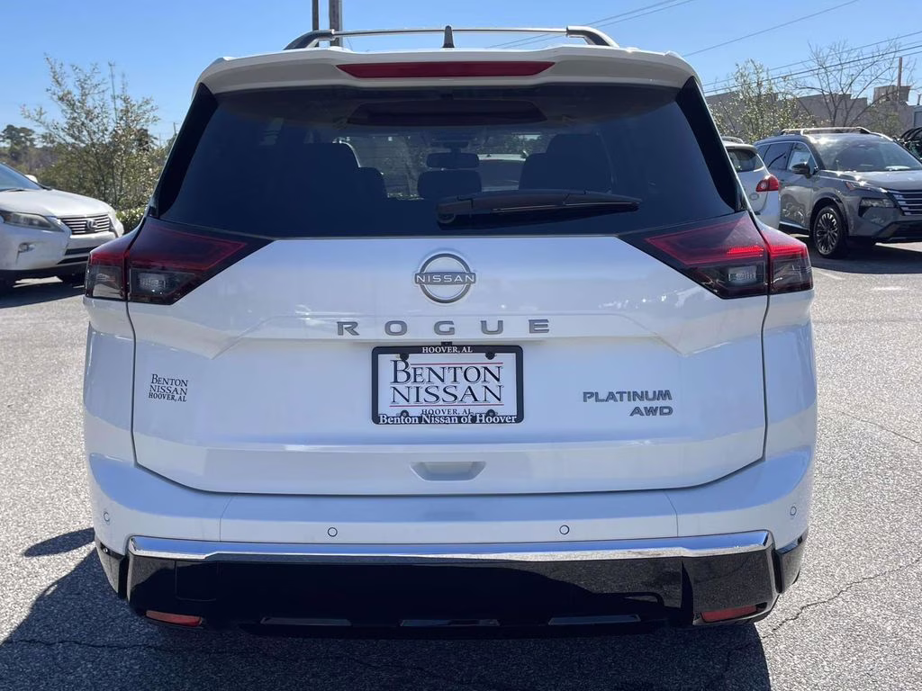 2026 Everest White Pearl Tricoat Nissan Rogue Platinum AWD SUV