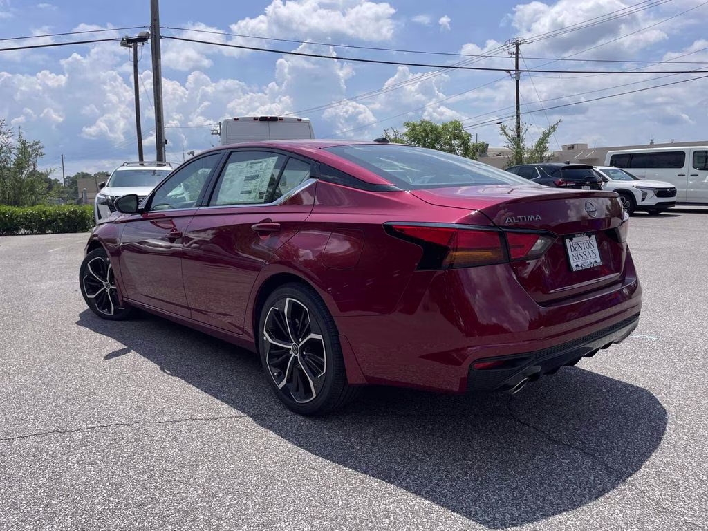 2026 Scarlet Ember Tintcoat Nissan Altima 2.5 SR FWD Sedan