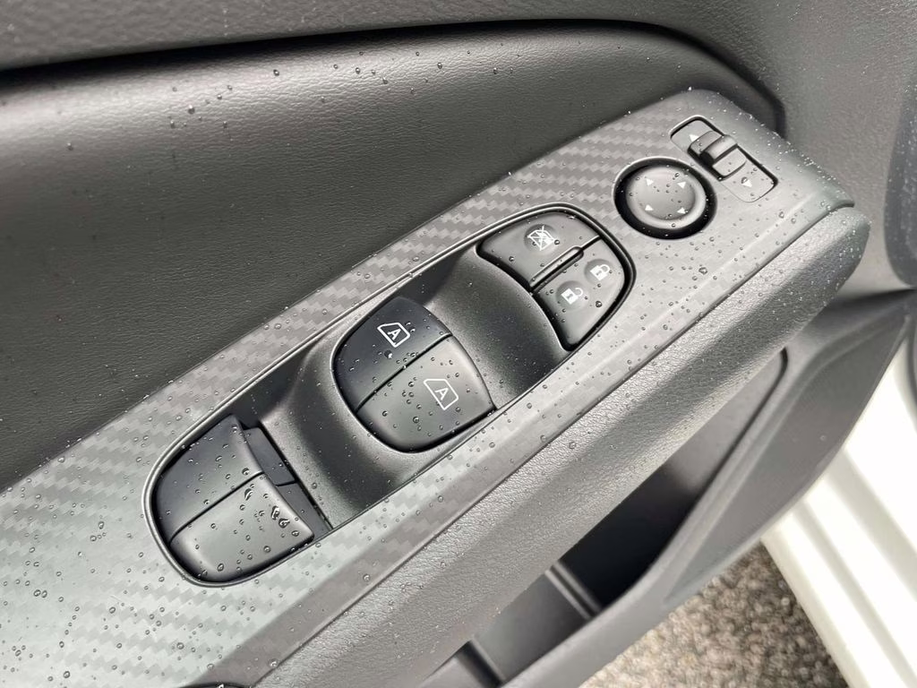 2026 Pearl White Tricoat Nissan Altima 2.5 SR FWD Sedan