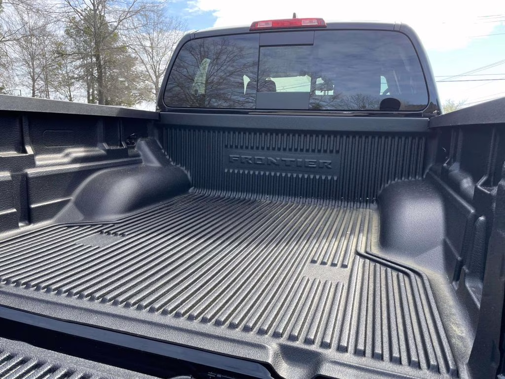 2026 Super Black Nissan Frontier SV 4X4 Truck