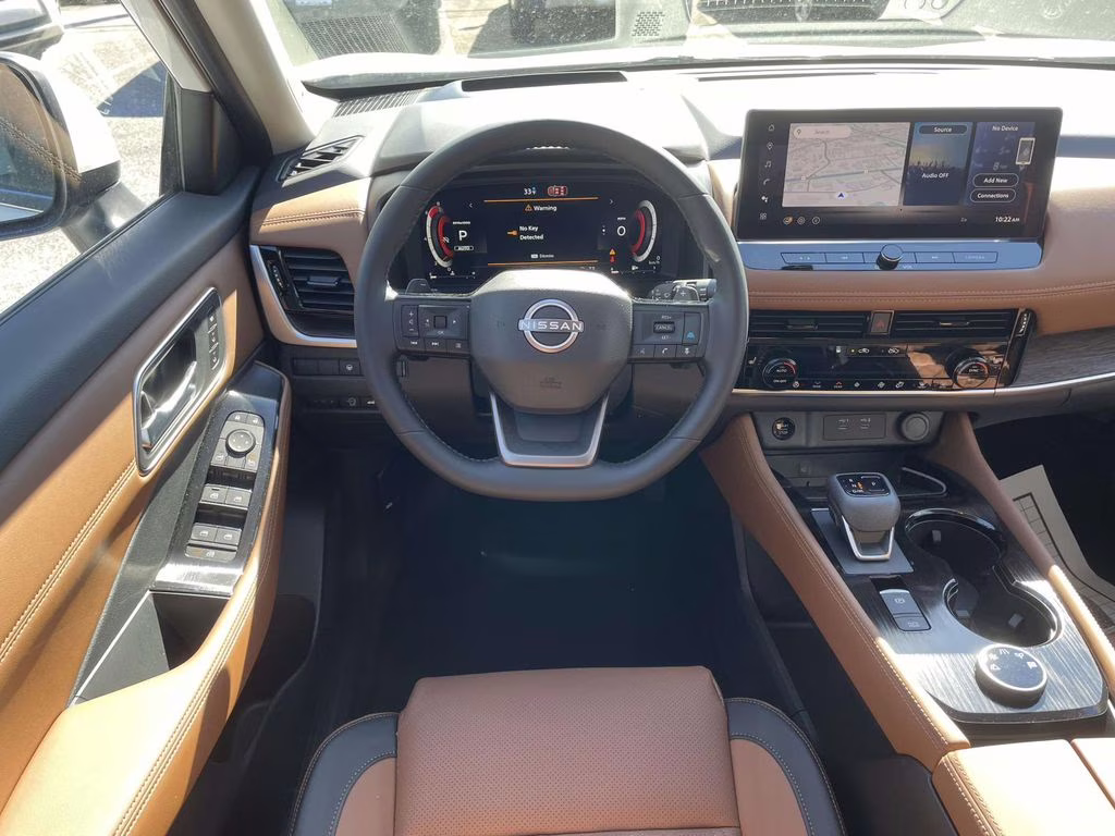 2026 Everest White Pearl Tricoat Nissan Rogue Platinum AWD SUV