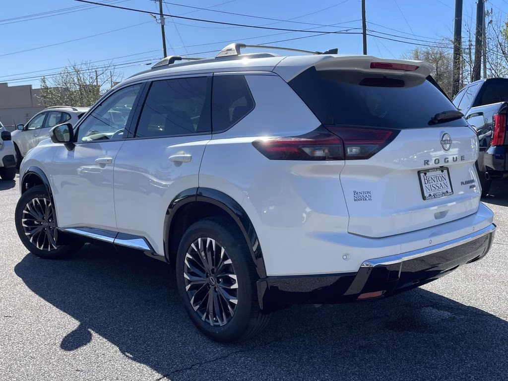 2026 Everest White Pearl Tricoat Nissan Rogue Platinum AWD SUV