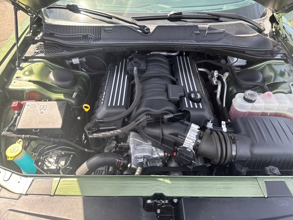 2022 Dodge Challenger R/T - Photo 17