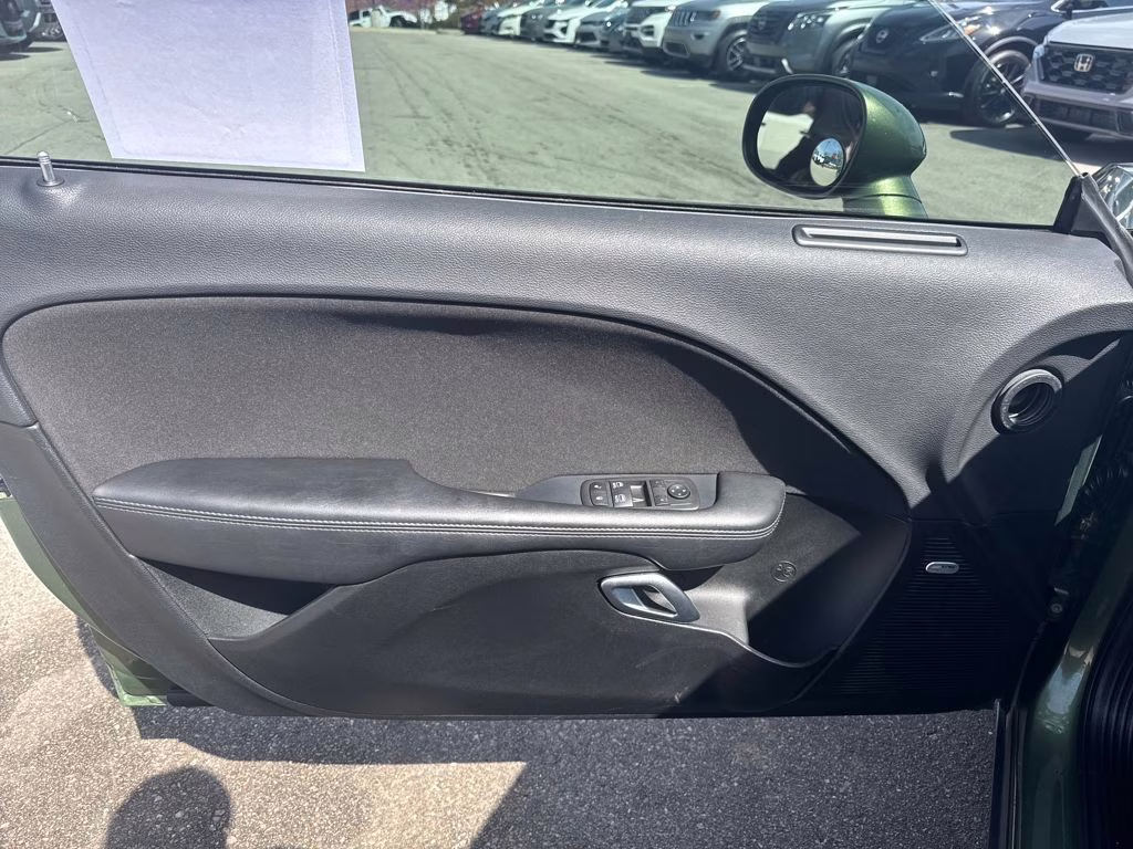 2022 Dodge Challenger R/T - Photo 19