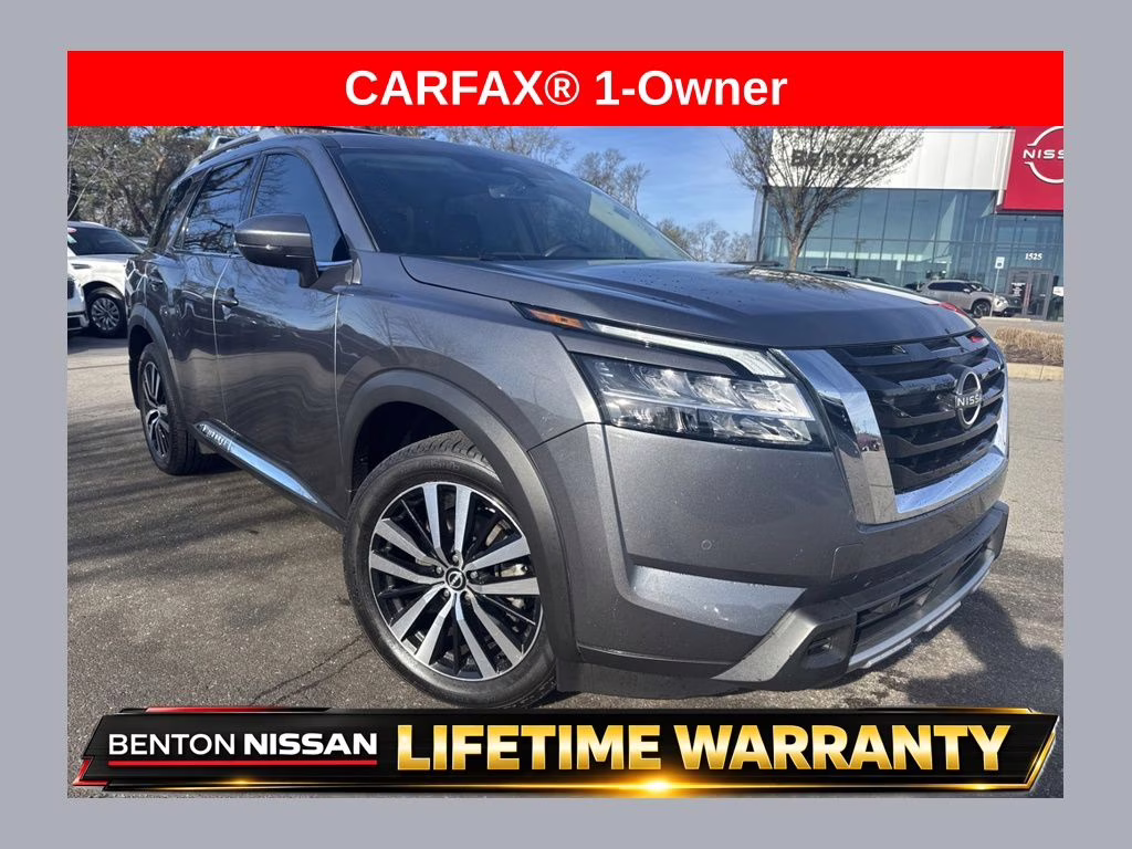 2024 Gun Metallic Nissan Pathfinder Platinum 4X4 SUV