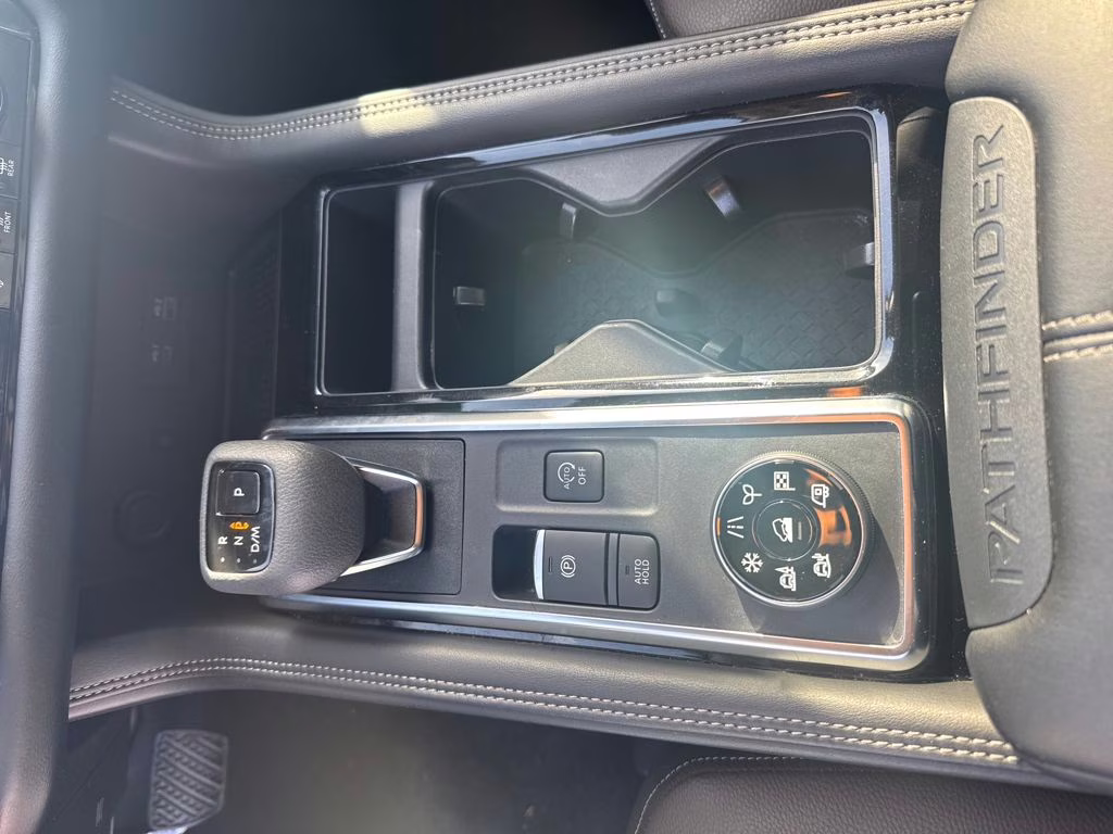 2024 Gun Metallic Nissan Pathfinder Platinum 4X4 SUV