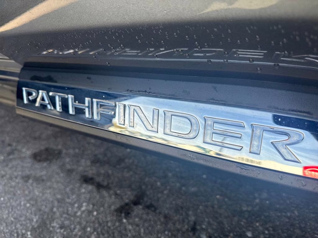 2024 Gun Metallic Nissan Pathfinder Platinum 4X4 SUV