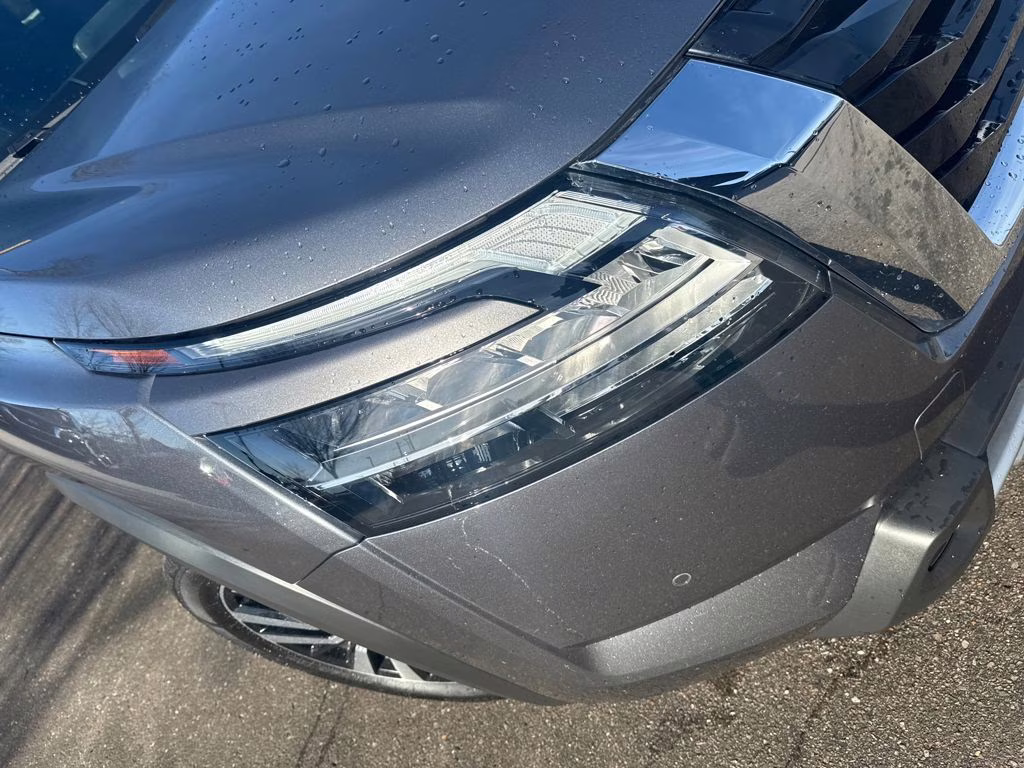 2024 Gun Metallic Nissan Pathfinder Platinum 4X4 SUV