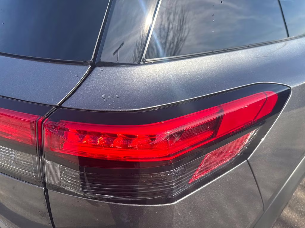 2024 Gun Metallic Nissan Pathfinder Platinum 4X4 SUV