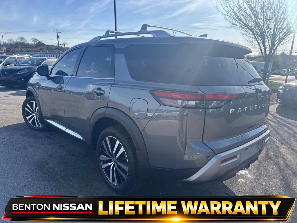 2024 Gun Metallic Nissan Pathfinder Platinum 4X4 SUV