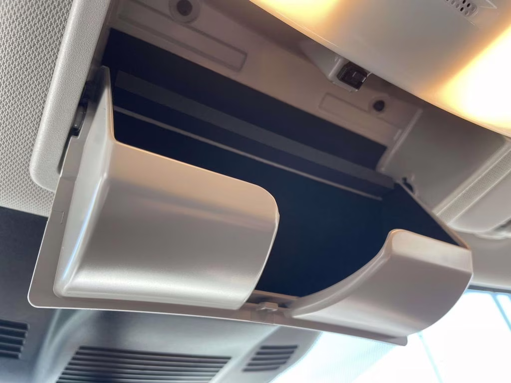 2026 Everest White Pearl Tricoat Nissan Rogue Platinum AWD SUV