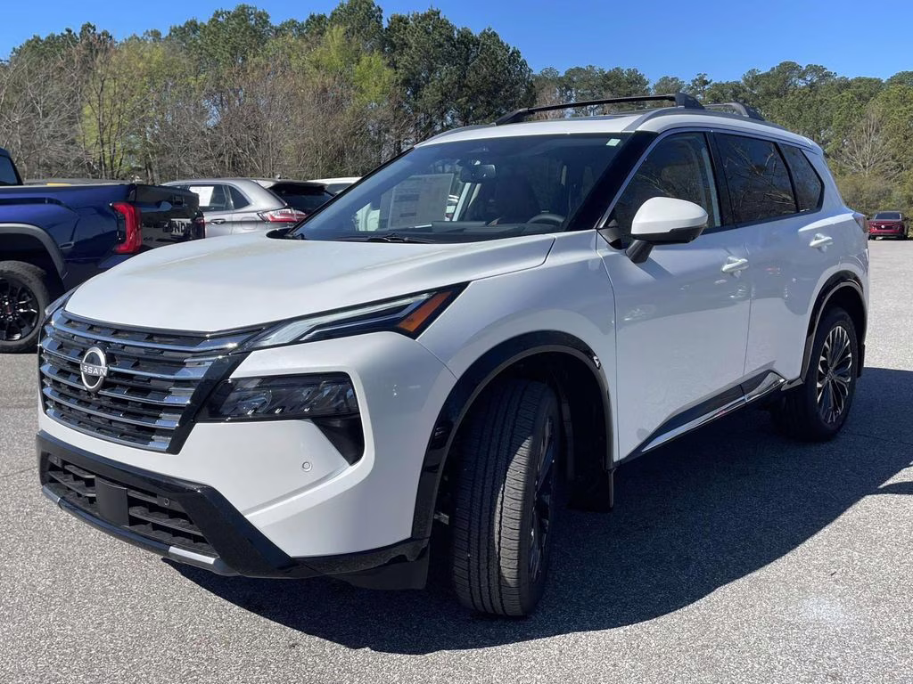 2026 Everest White Pearl Tricoat Nissan Rogue Platinum AWD SUV