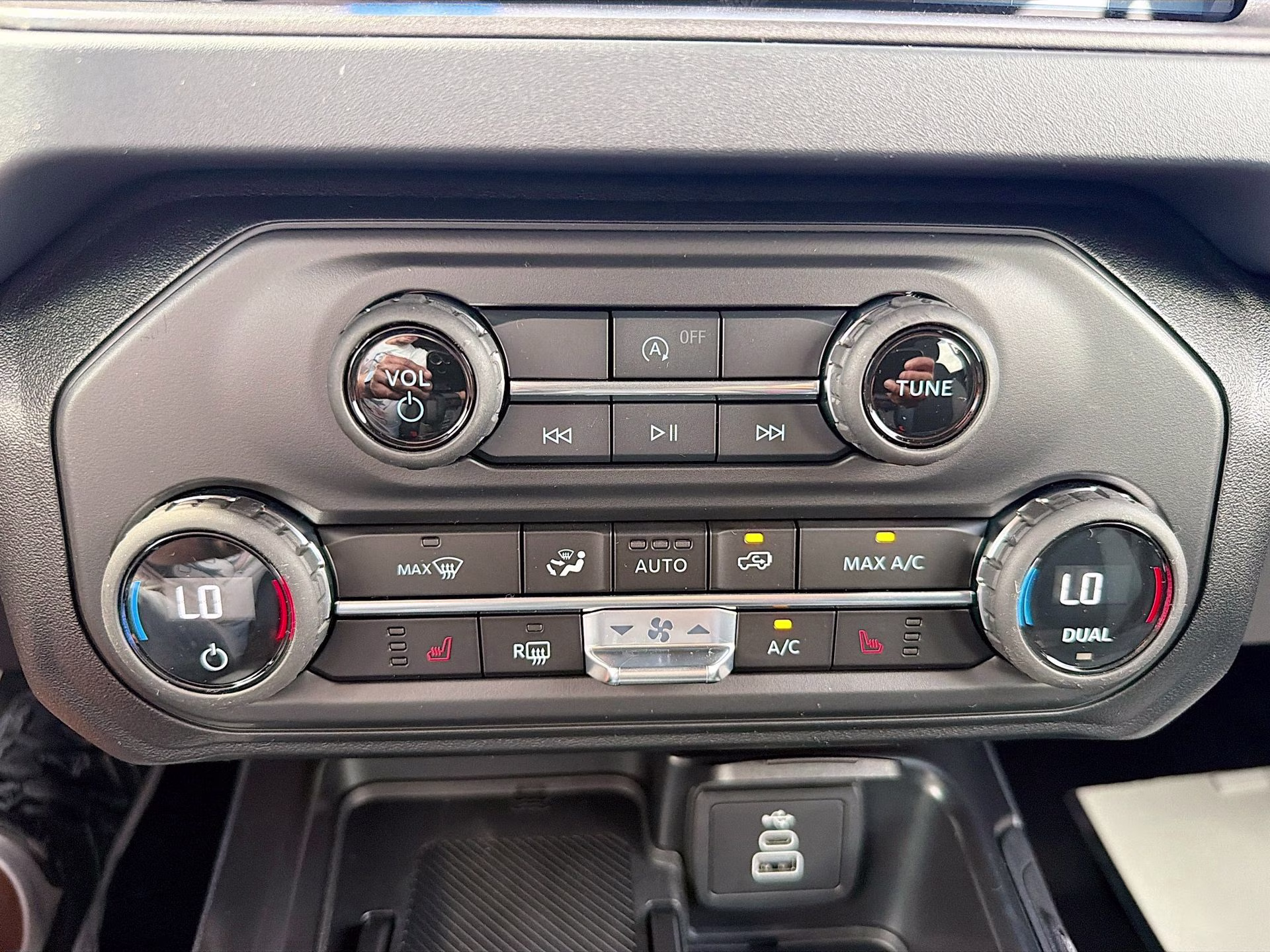 2026 Avalanche Gray Ford Bronco Big Bend 4X4 SUV