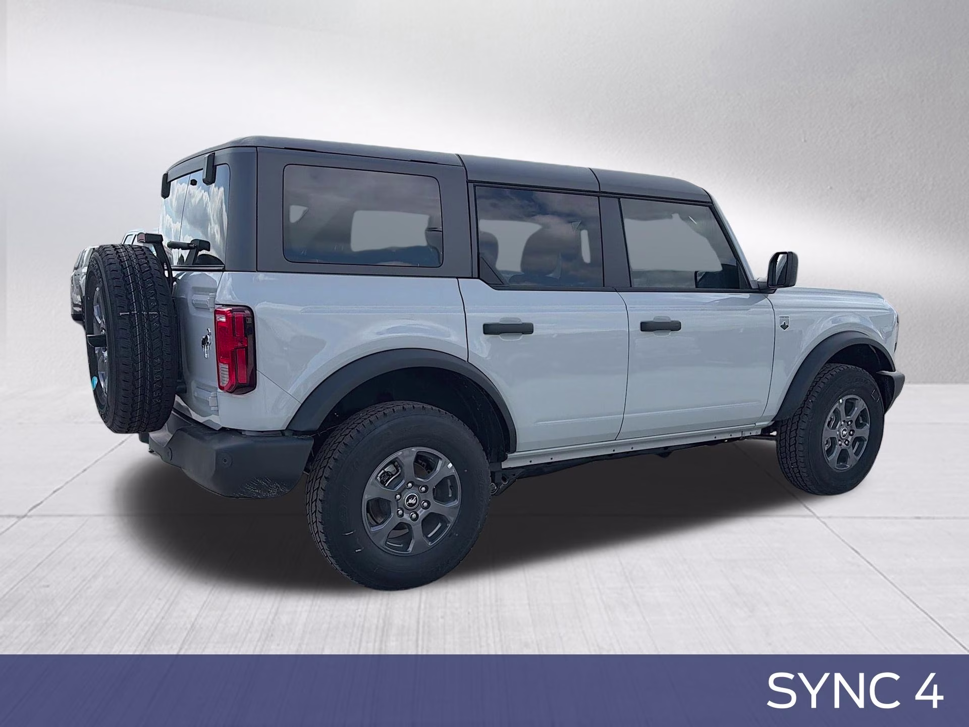 2026 Avalanche Gray Ford Bronco Big Bend 4X4 SUV