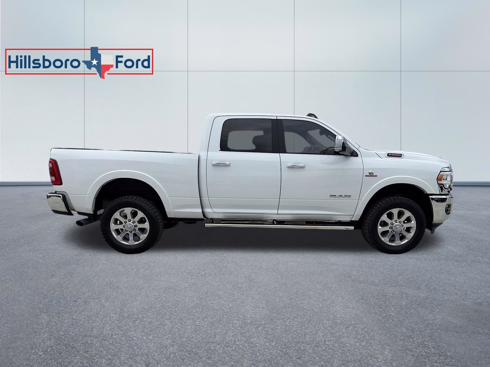 2022 Bright White Clearcoat Ram 2500 Laramie 4X4 Truck