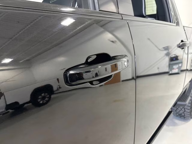 2025 Onyx Black GMC Sierra 2500HD AT4X 4X4 Truck