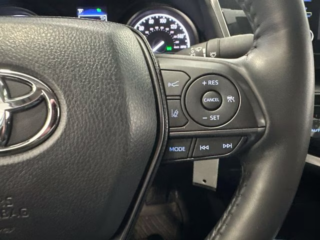 2024 Ice Cap Toyota Camry SE FWD Sedan