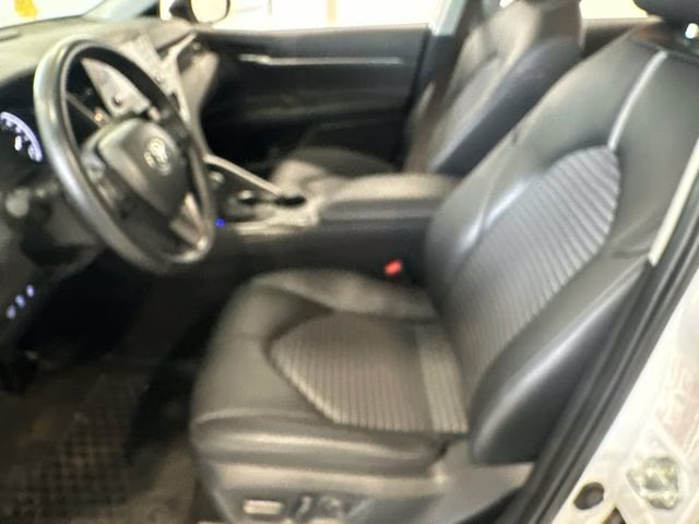 2024 Ice Cap Toyota Camry SE FWD Sedan