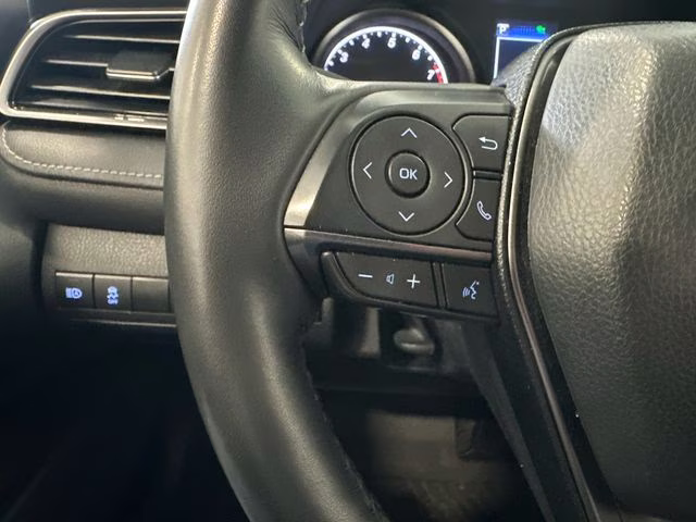 2024 Ice Cap Toyota Camry SE FWD Sedan