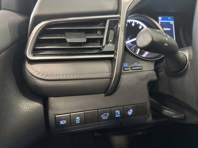 2024 Ice Cap Toyota Camry SE FWD Sedan