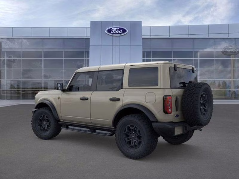 2026 Desert Sand Ford Bronco Badlands 4X4 SUV