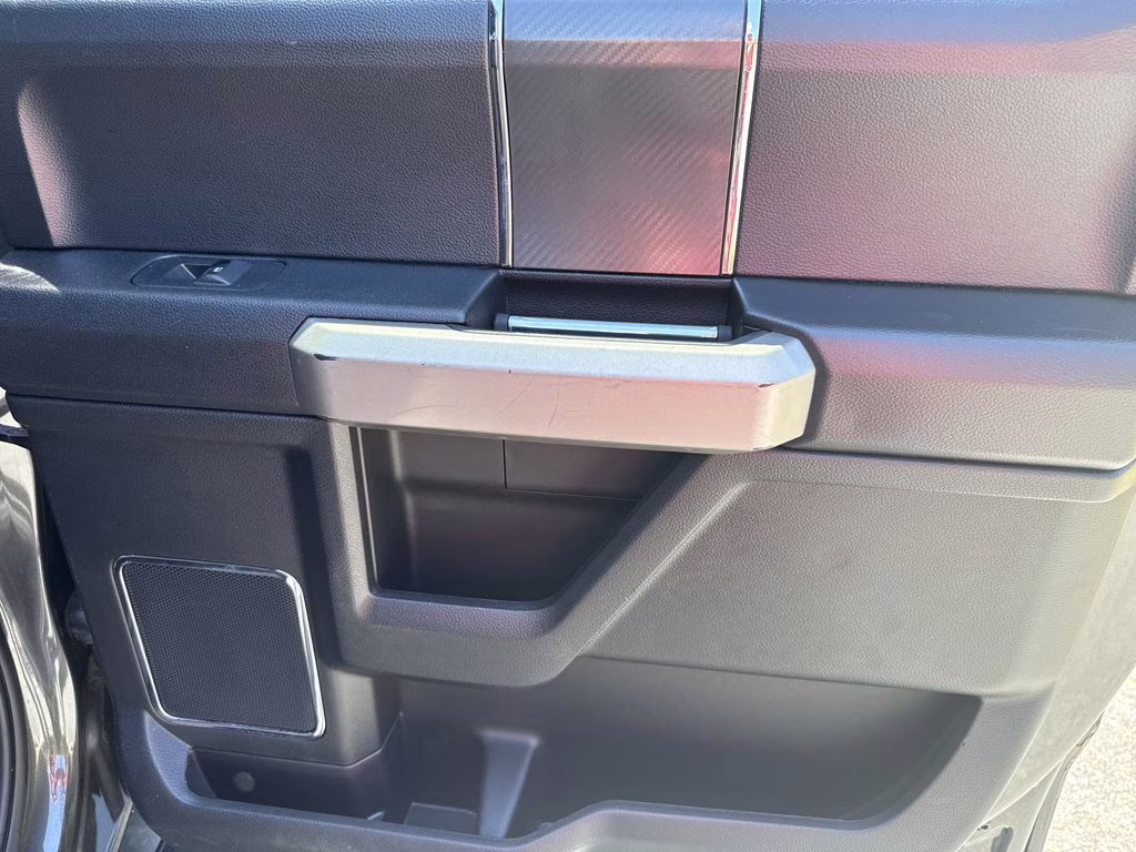 2020 Magnetic Metallic Ford F-150 Lariat 4X4 Truck