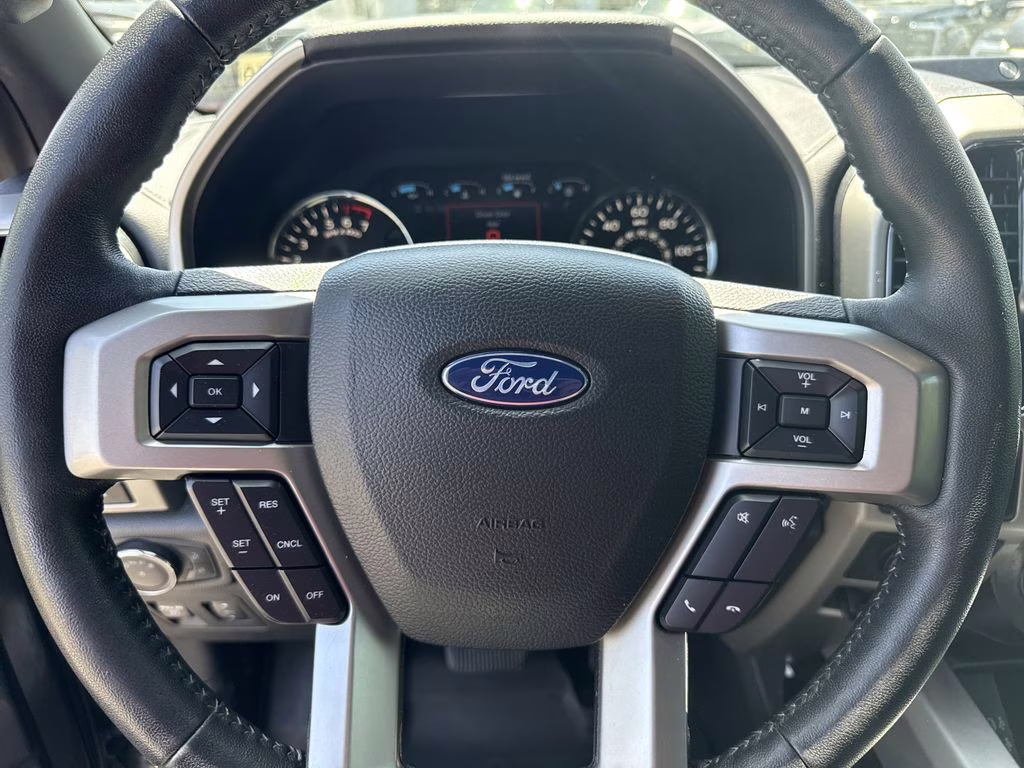 2020 Magnetic Metallic Ford F-150 Lariat 4X4 Truck