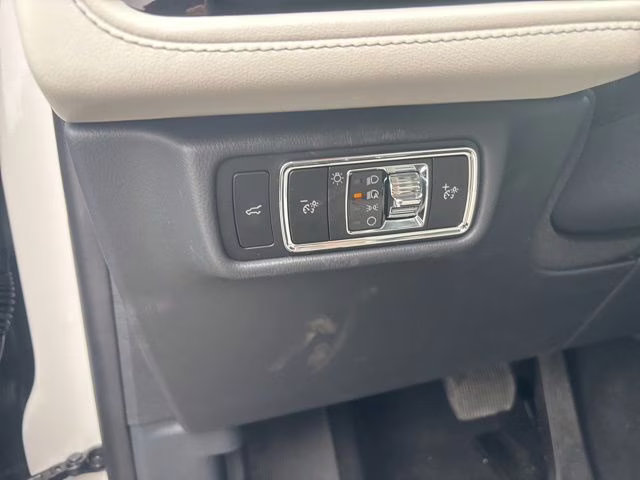 2026 White Lincoln Aviator Reserve AWD SUV