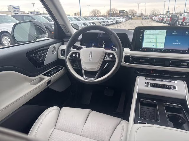 2026 White Lincoln Aviator Reserve AWD SUV
