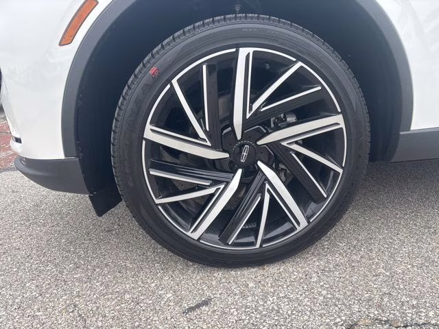 2026 White Lincoln Aviator Reserve AWD SUV