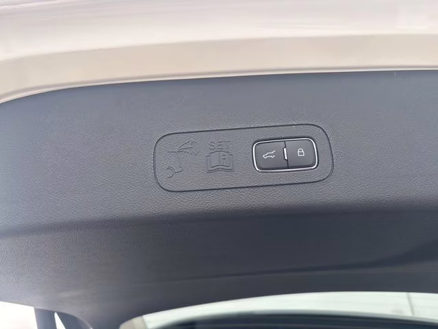 2026 White Lincoln Aviator Reserve AWD SUV