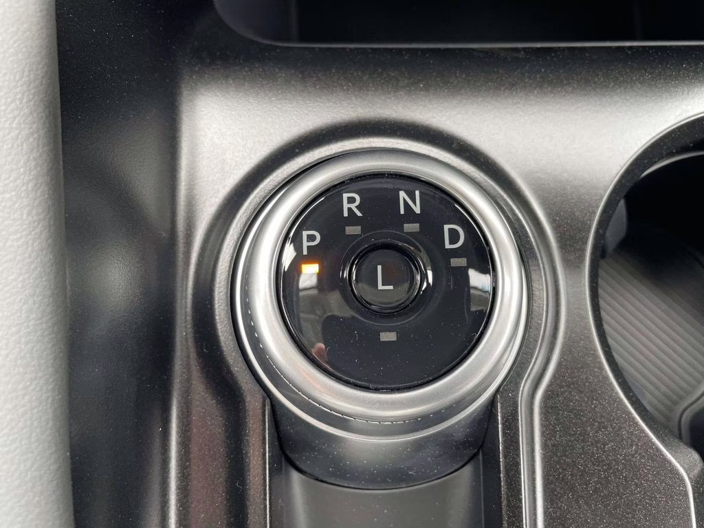 2026 Space White Metallic Ford Explorer Active RWD SUV