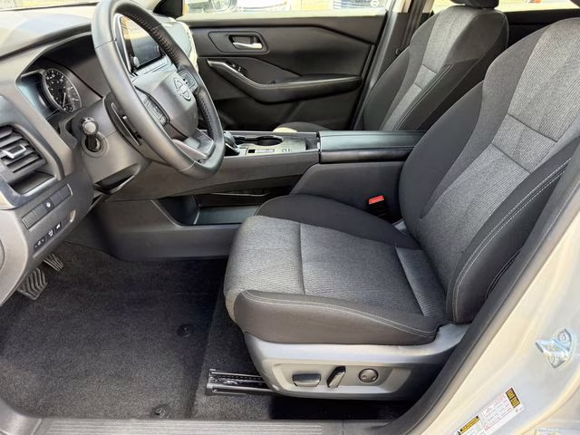 2025 Brilliant Silver Metallic Nissan Rogue SV FWD SUV