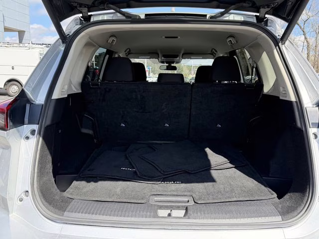 2025 Brilliant Silver Metallic Nissan Rogue SV FWD SUV