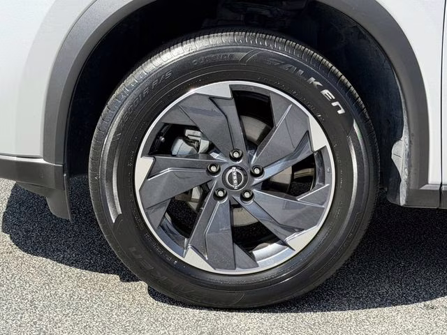 2025 Brilliant Silver Metallic Nissan Rogue SV FWD SUV