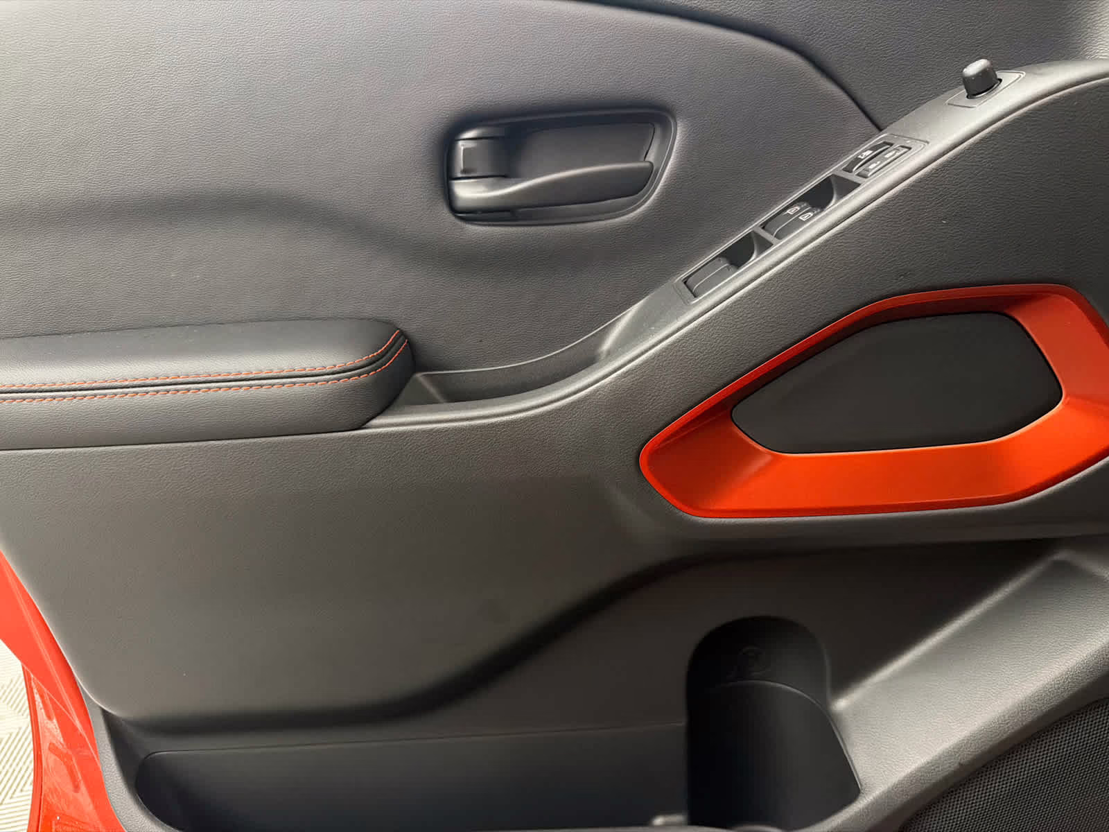 2026 Afterburn Orange Nissan Frontier PRO-4X 4X4 Truck