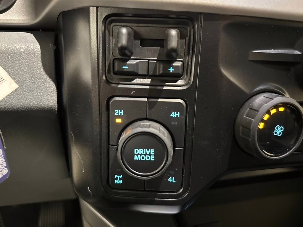 2026 Agate Black Metallic Ford Super Duty F-350 SRW XLT 4X4 Truck