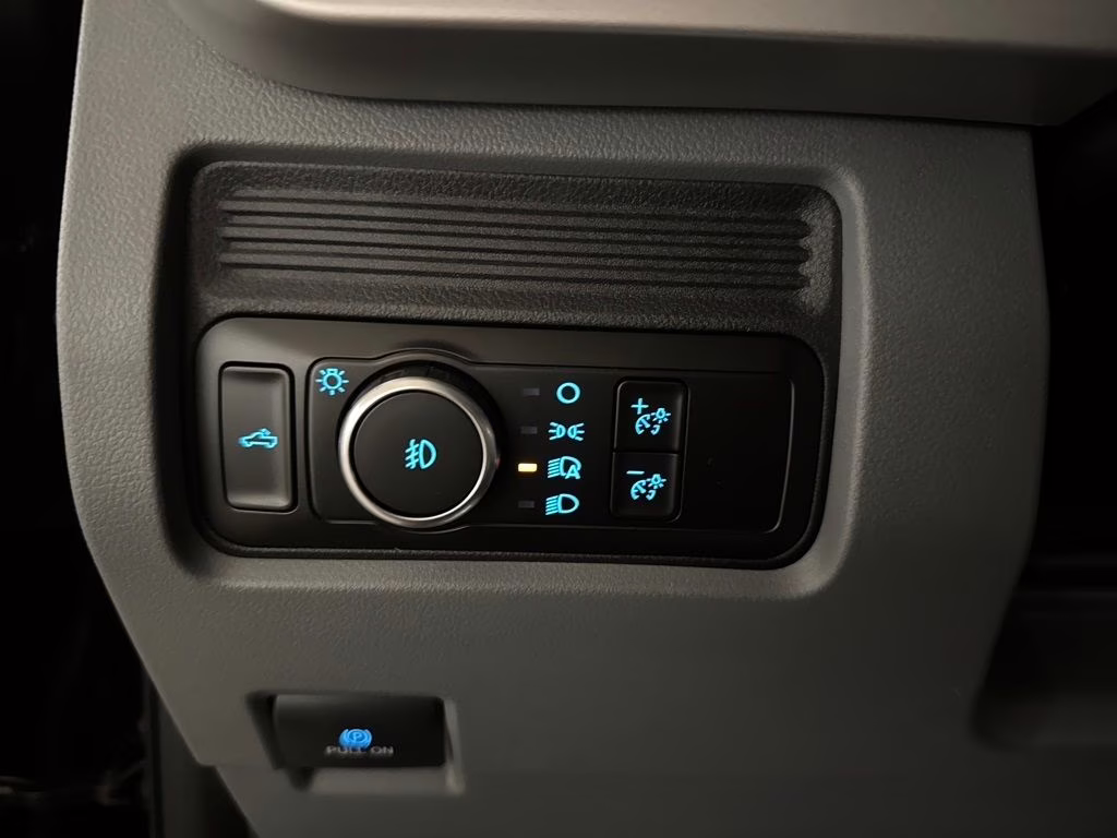 2026 Agate Black Metallic Ford Super Duty F-350 SRW XLT 4X4 Truck