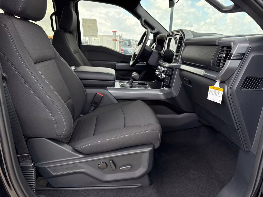 2026 Agate Black Metallic Ford F-150 XLT 4X4 Truck