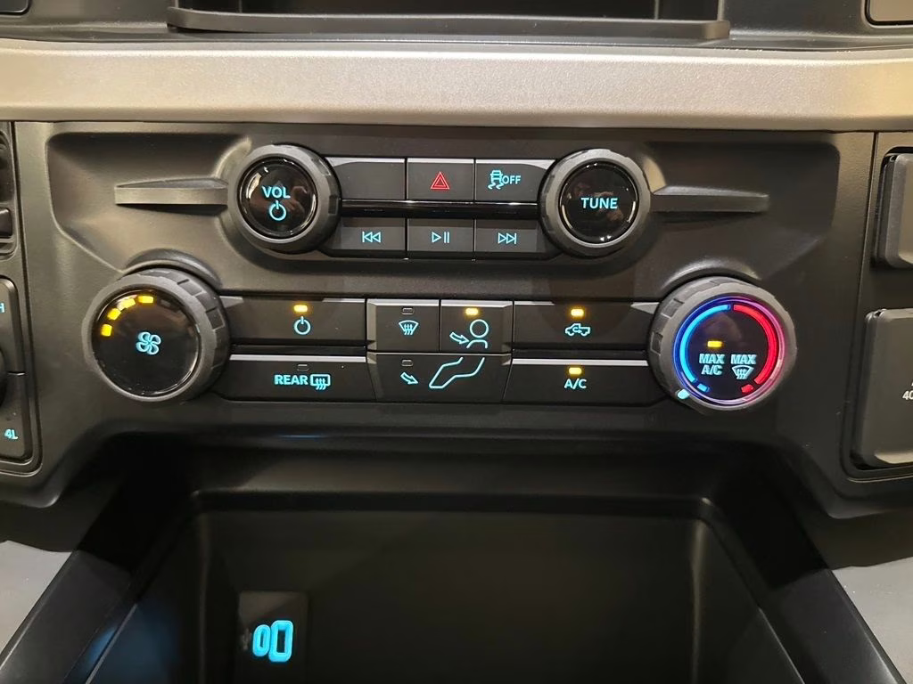 2026 Agate Black Metallic Ford Super Duty F-350 SRW XLT 4X4 Truck