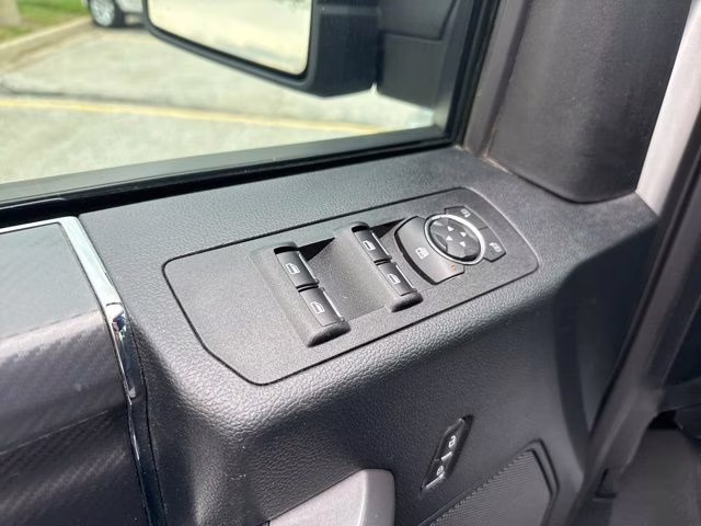 2019 Ingot Silver Ford F-150 XLT 4X4 Truck