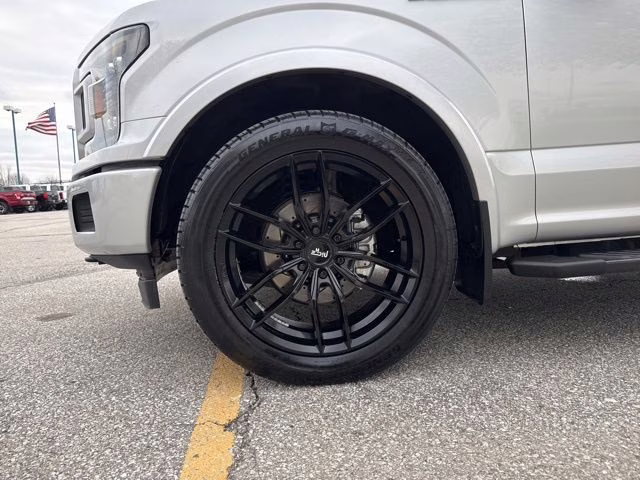 2019 Ingot Silver Ford F-150 XLT 4X4 Truck