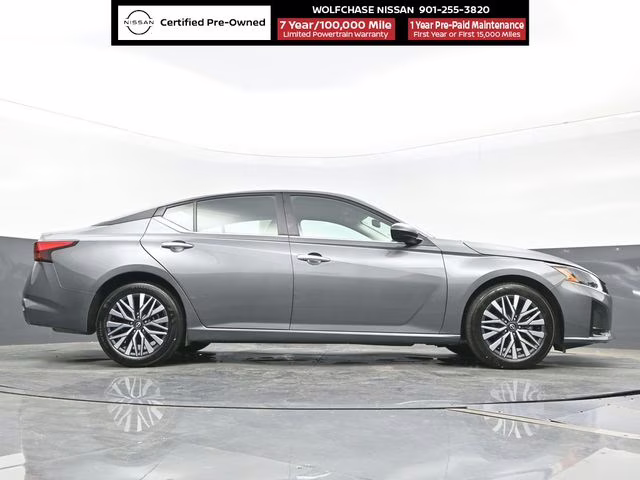 2025 Gun Metallic Nissan Altima 2.5 SV FWD Sedan